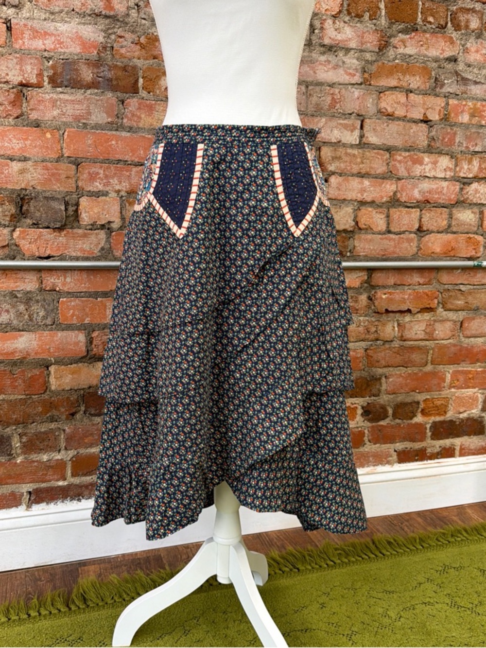 Marc Jacobs Navy Floral Asymmetrical Tiered Skirt with Cream Trim